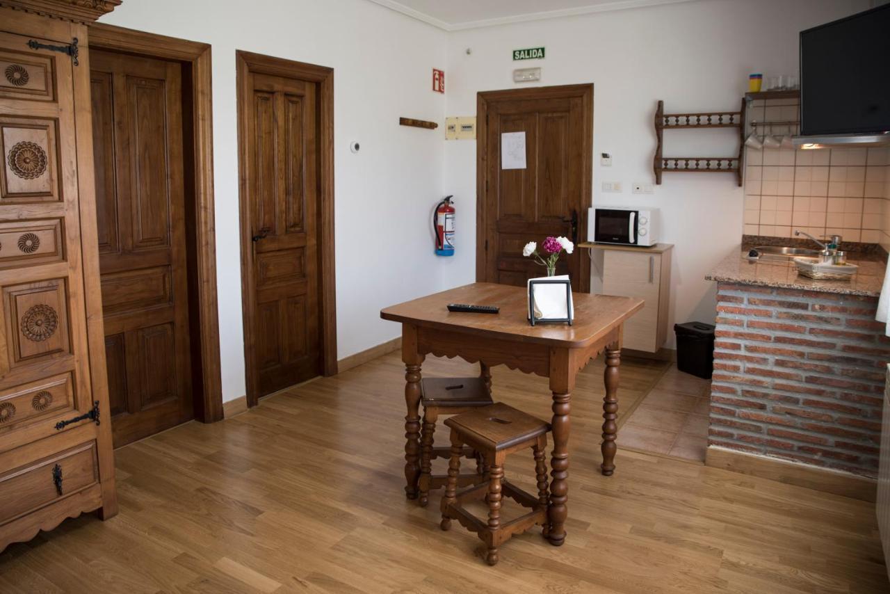 Apartamentos Alegria Santillana del Mar Luaran gambar